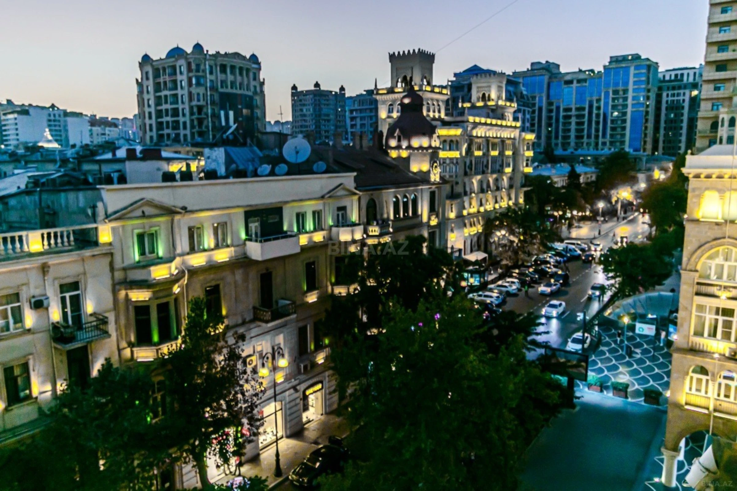 Kirayə verilir 3 otaqlı mənzil 101 m²