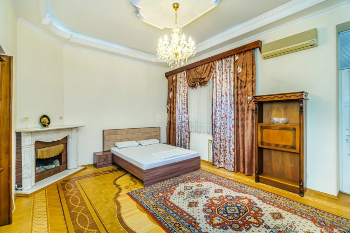 Kirayə verilir 4 otaqlı mənzil 157 m²