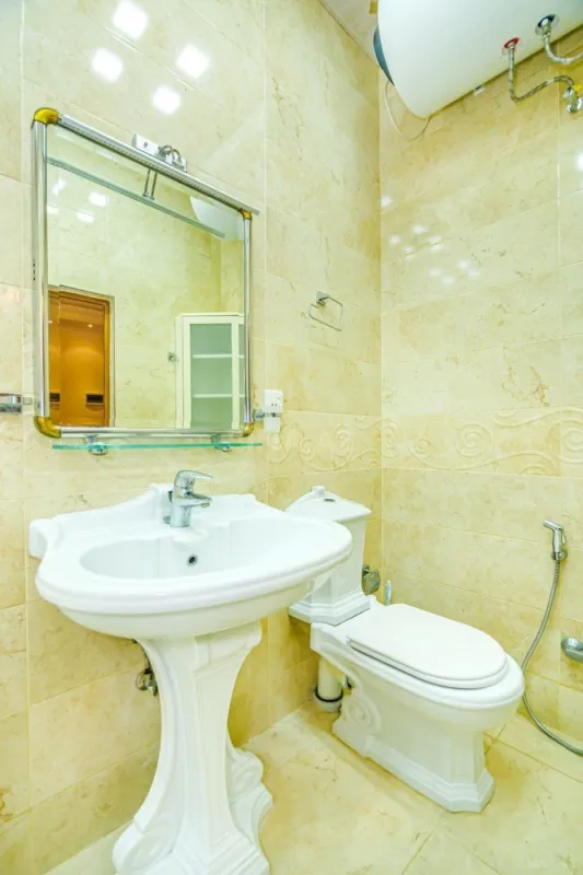 Kirayə verilir 4 otaqlı mənzil 157 m²