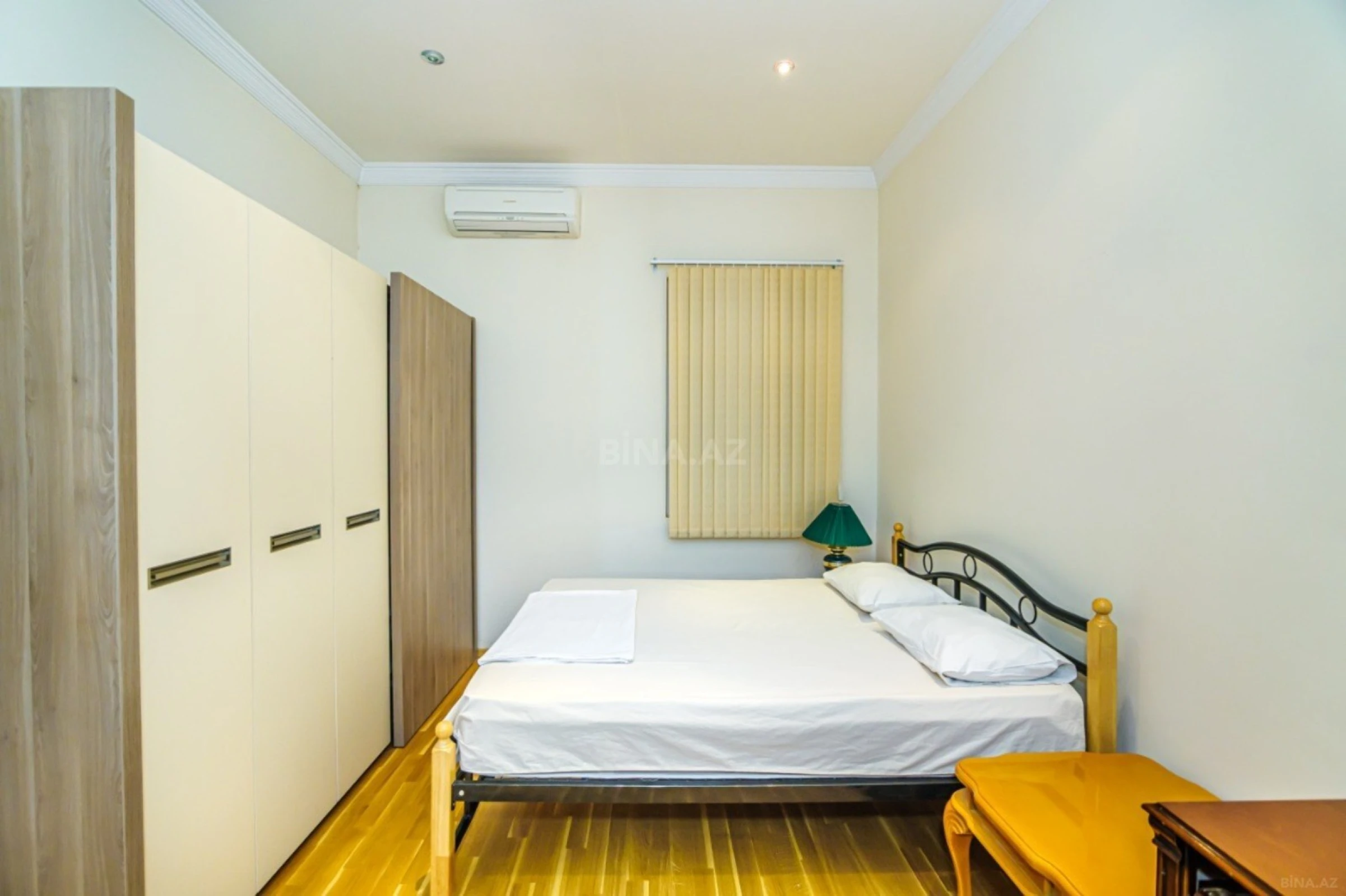 Kirayə verilir 4 otaqlı mənzil 157 m²