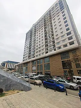 Satılır 3 otaqlı mənzil 113 m²