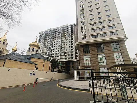 Satılır 3 otaqlı mənzil 113 m²