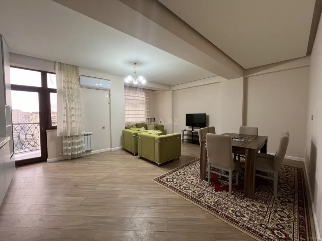 Kirayə verilir 3 otaqlı mənzil 125 m²