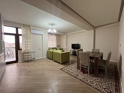 Kirayə verilir 3 otaqlı mənzil 125 m² — Bakı, Yeni Yasamal 3 otaq 125.00 m²