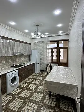 Kirayə verilir 2 otaqlı mənzil 75 m²
