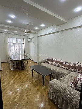 Kirayə verilir 2 otaqlı mənzil 75 m²