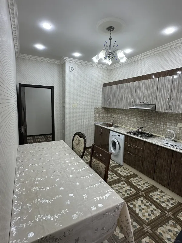 Kirayə verilir 2 otaqlı mənzil 75 m²