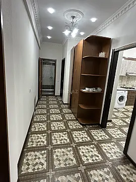 Kirayə verilir 2 otaqlı mənzil 75 m²