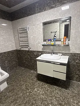 Kirayə verilir 2 otaqlı mənzil 50 m²