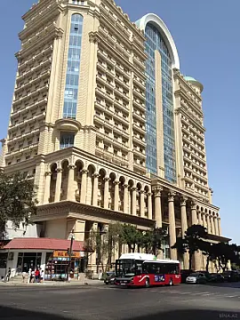 Satılır 2 otaqlı mənzil 108 m² — Bakı 2 otaq 108.00 m²