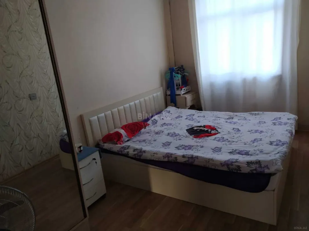 Kirayə verilir 2 otaqlı mənzil 65 m²