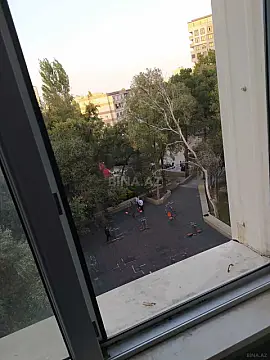 Kirayə verilir 2 otaqlı mənzil 65 m²