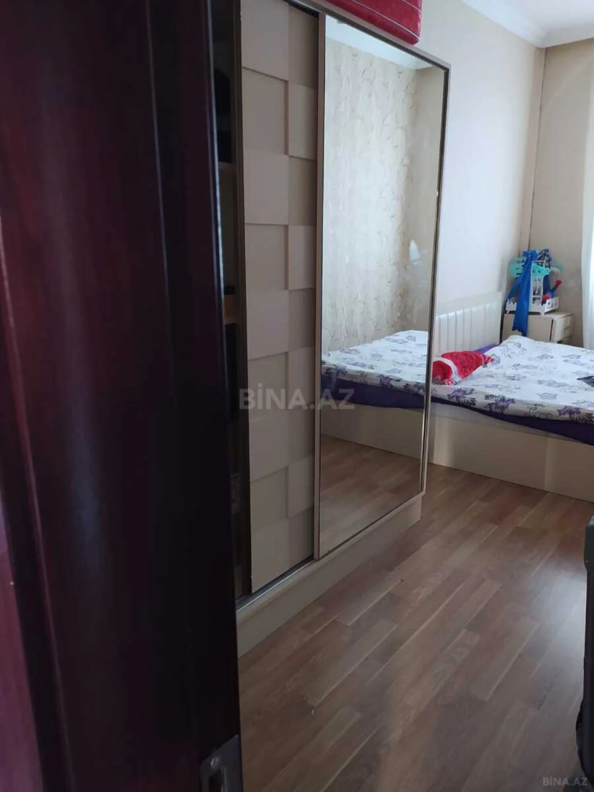 Kirayə verilir 2 otaqlı mənzil 65 m²