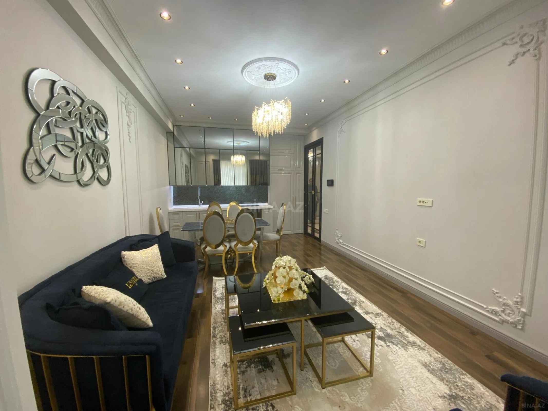 Kirayə verilir 2 otaqlı mənzil 70 m²