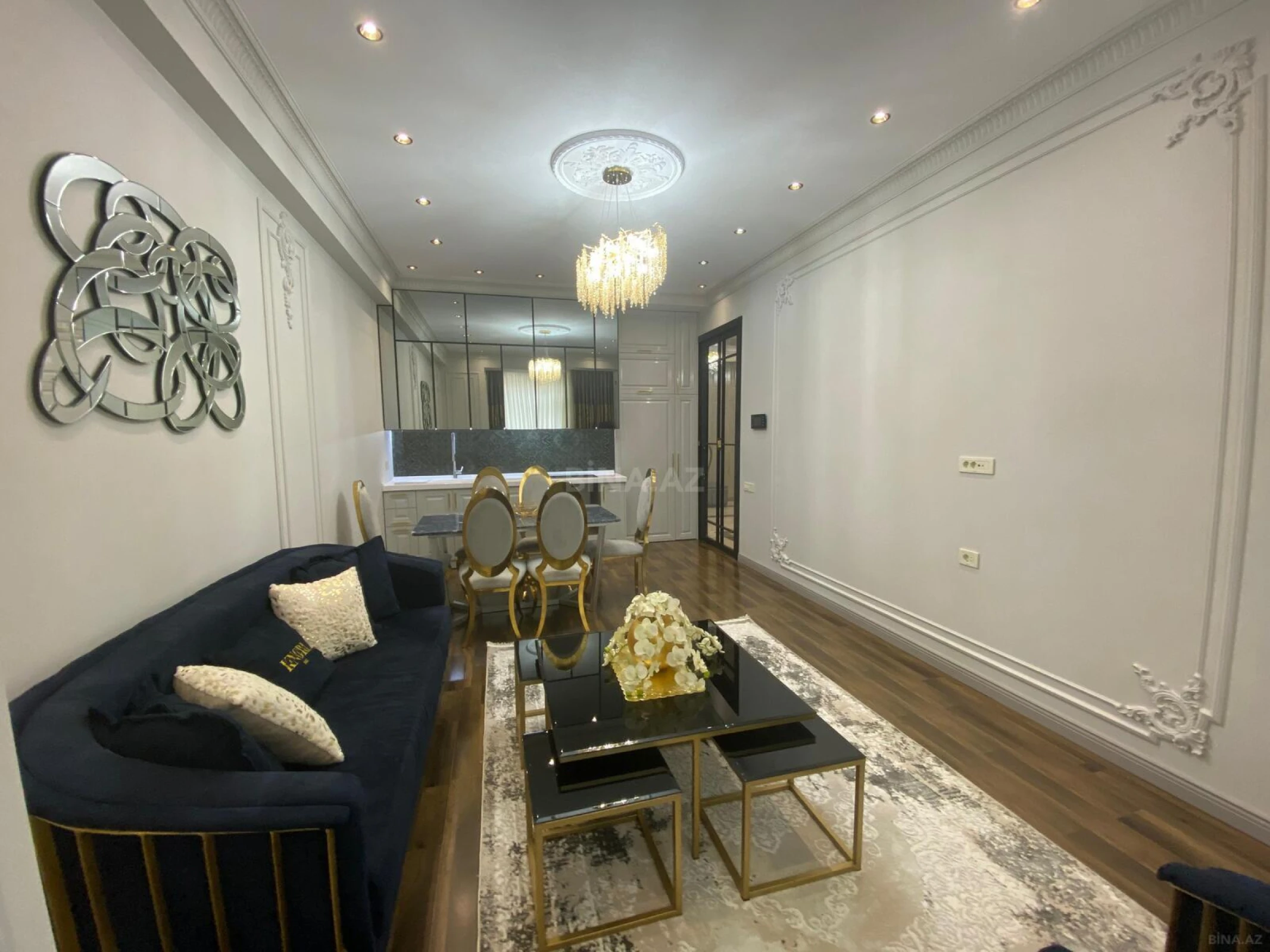 Kirayə verilir 2 otaqlı mənzil 70 m²