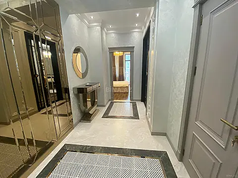 Kirayə verilir 2 otaqlı mənzil 70 m² — Bakı 2 otaq 70.00 m²