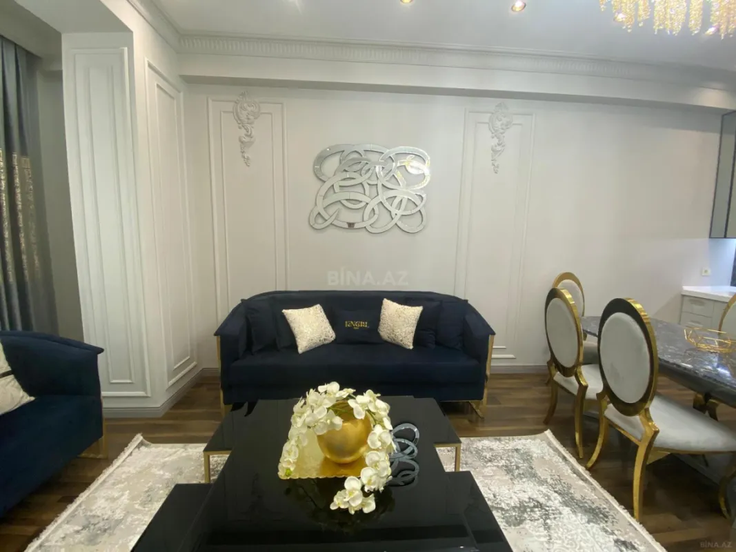 Kirayə verilir 2 otaqlı mənzil 70 m²