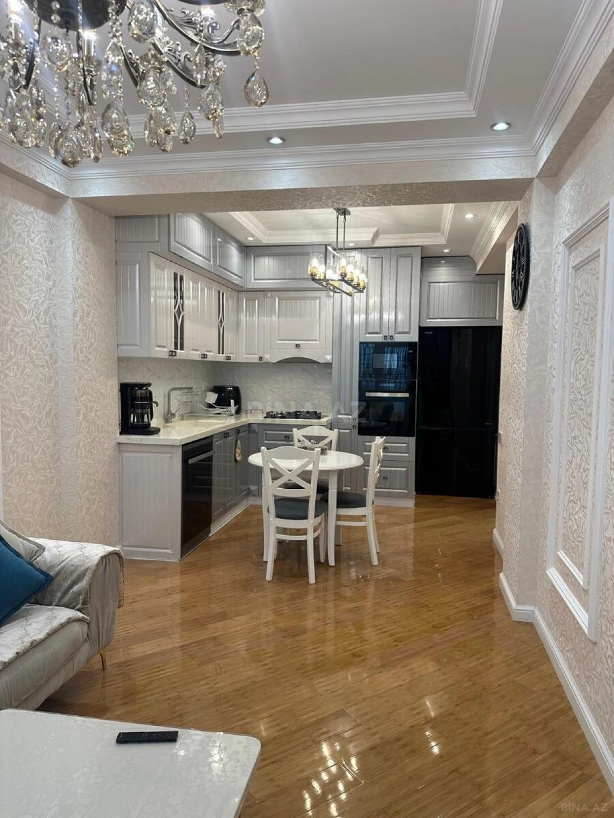 Satılır 3 otaqlı mənzil 90 m²