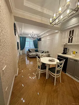 Satılır 3 otaqlı mənzil 90 m²
