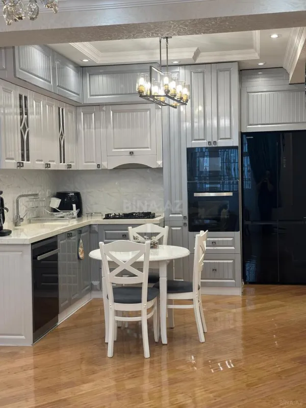 Satılır 3 otaqlı mənzil 90 m²