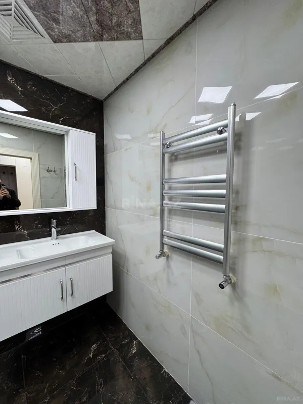 Satılır 3 otaqlı mənzil 98 m²