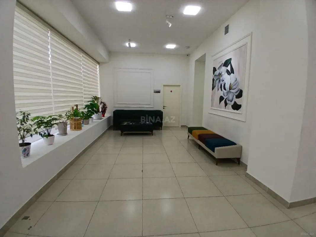 Satılır obyekt 1030 m²