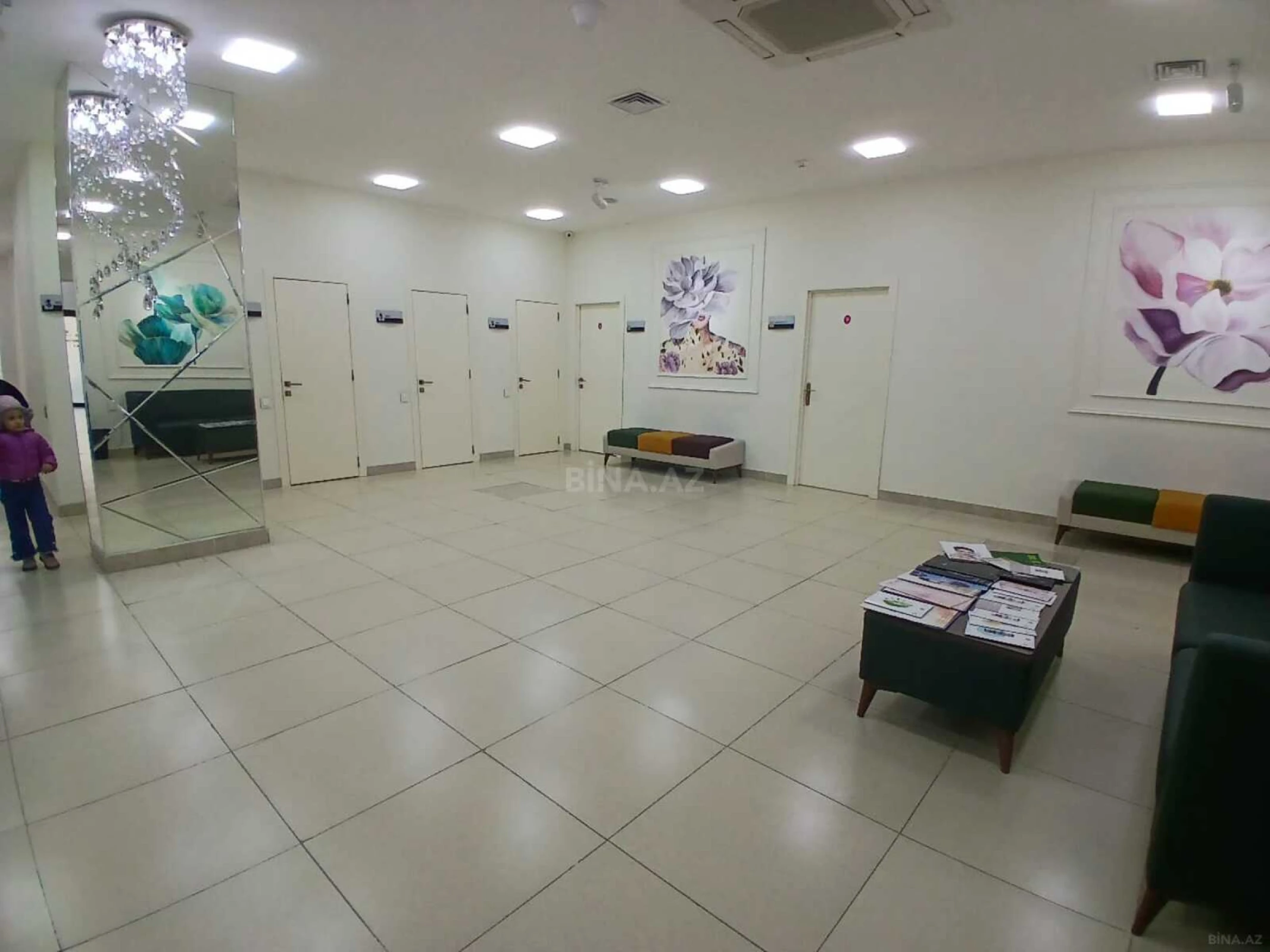 Satılır obyekt 1030 m²