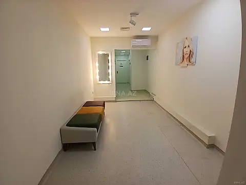 Satılır obyekt 1030 m²