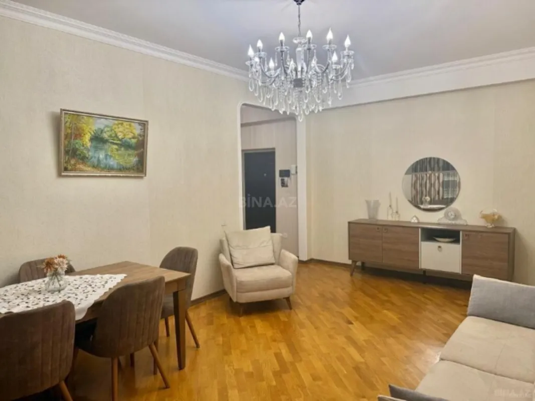 Satılır 3 otaqlı mənzil 81 m²