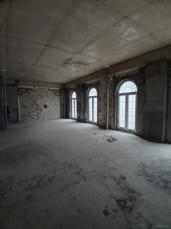 Satılır 3 otaqlı mənzil 105 m²