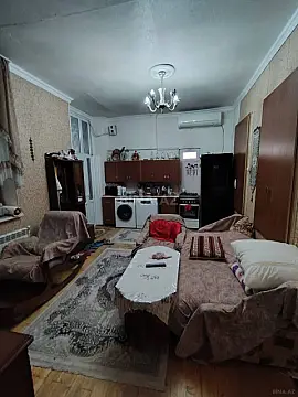 Satılır 3 otaqlı həyət evi 200 m²