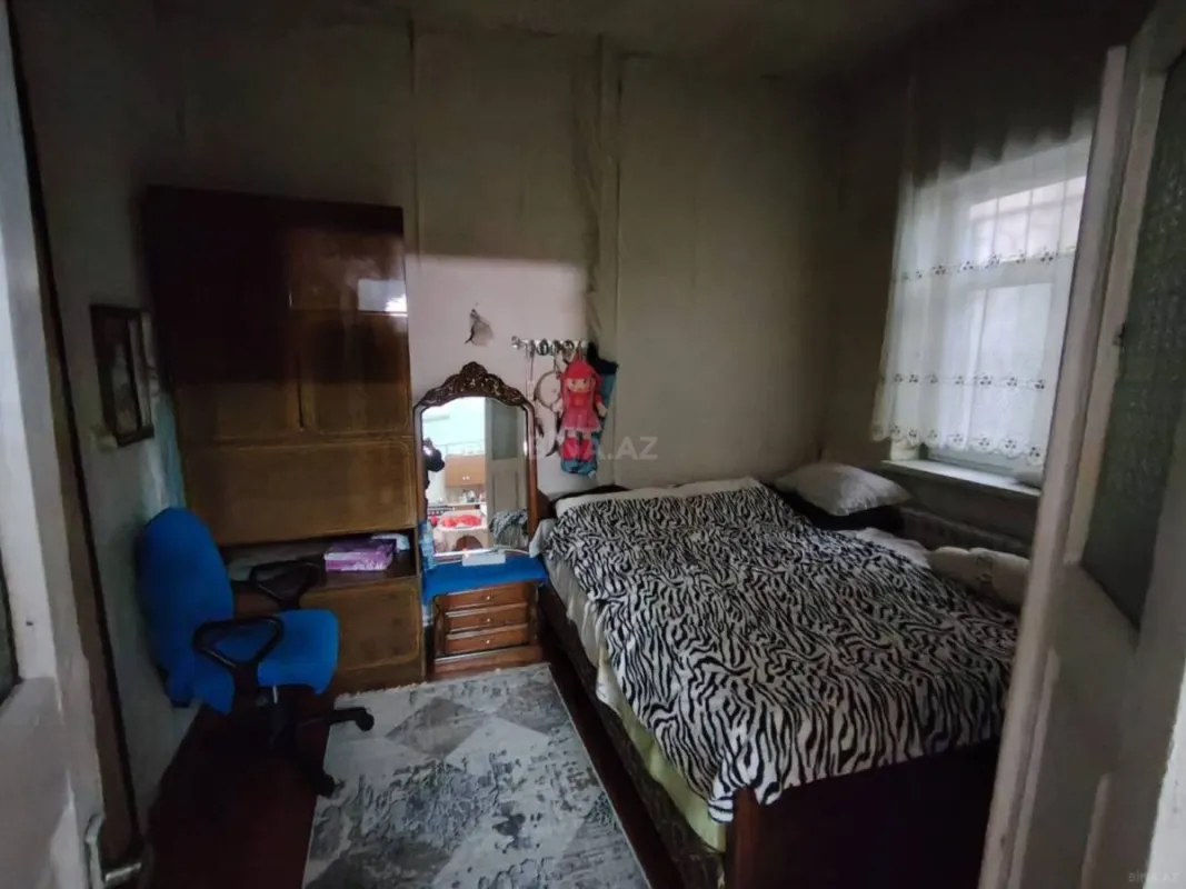 Satılır 3 otaqlı həyət evi 200 m²