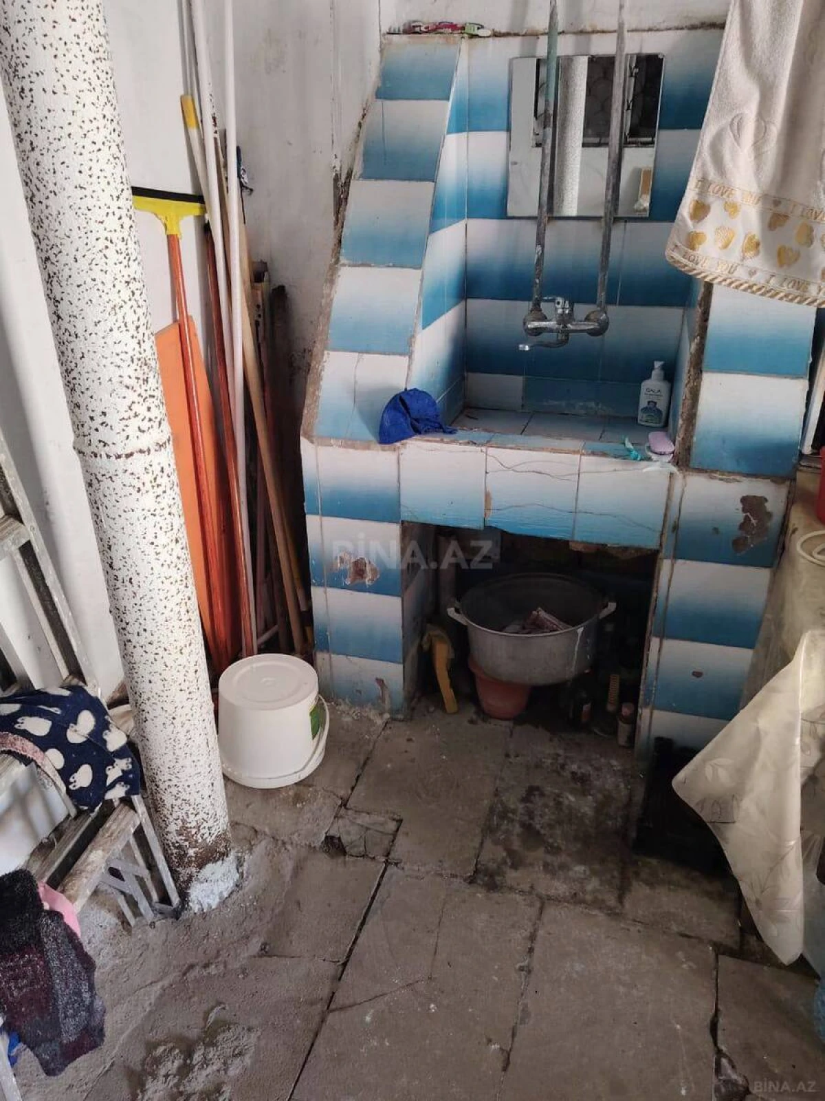 Satılır 3 otaqlı həyət evi 200 m²