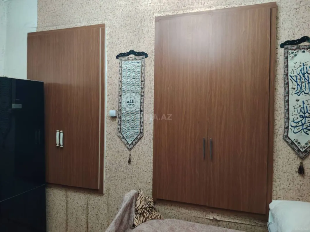 Satılır 3 otaqlı həyət evi 200 m²