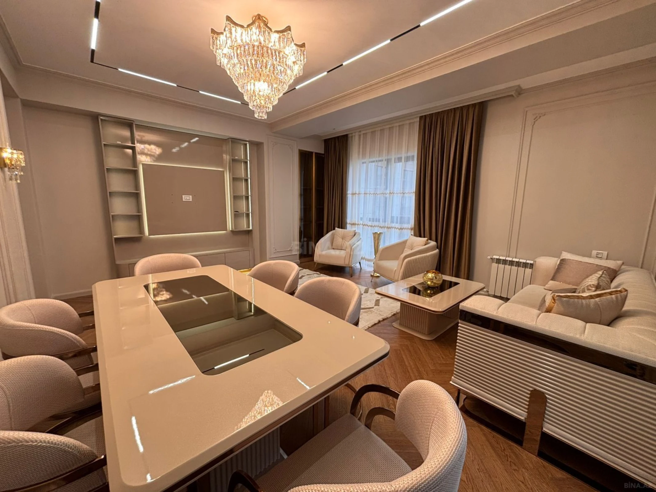 Satılır 3 otaqlı mənzil 127 m²