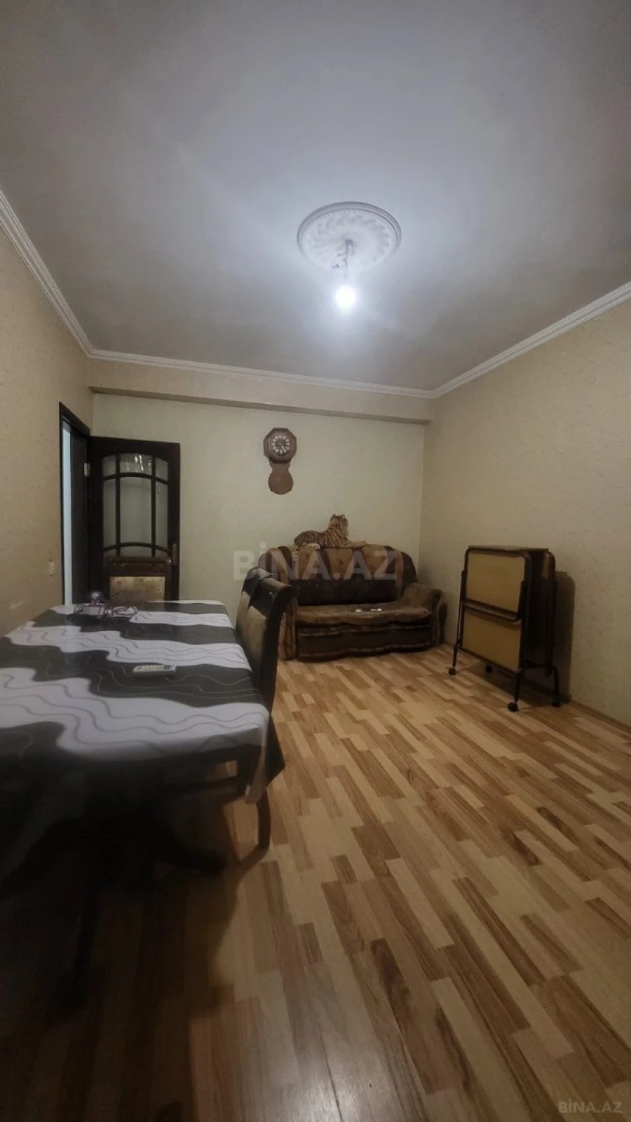 Satılır 2 otaqlı mənzil 74 m²