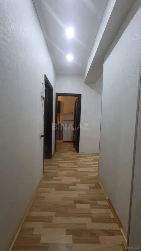 Satılır 2 otaqlı mənzil 74 m²