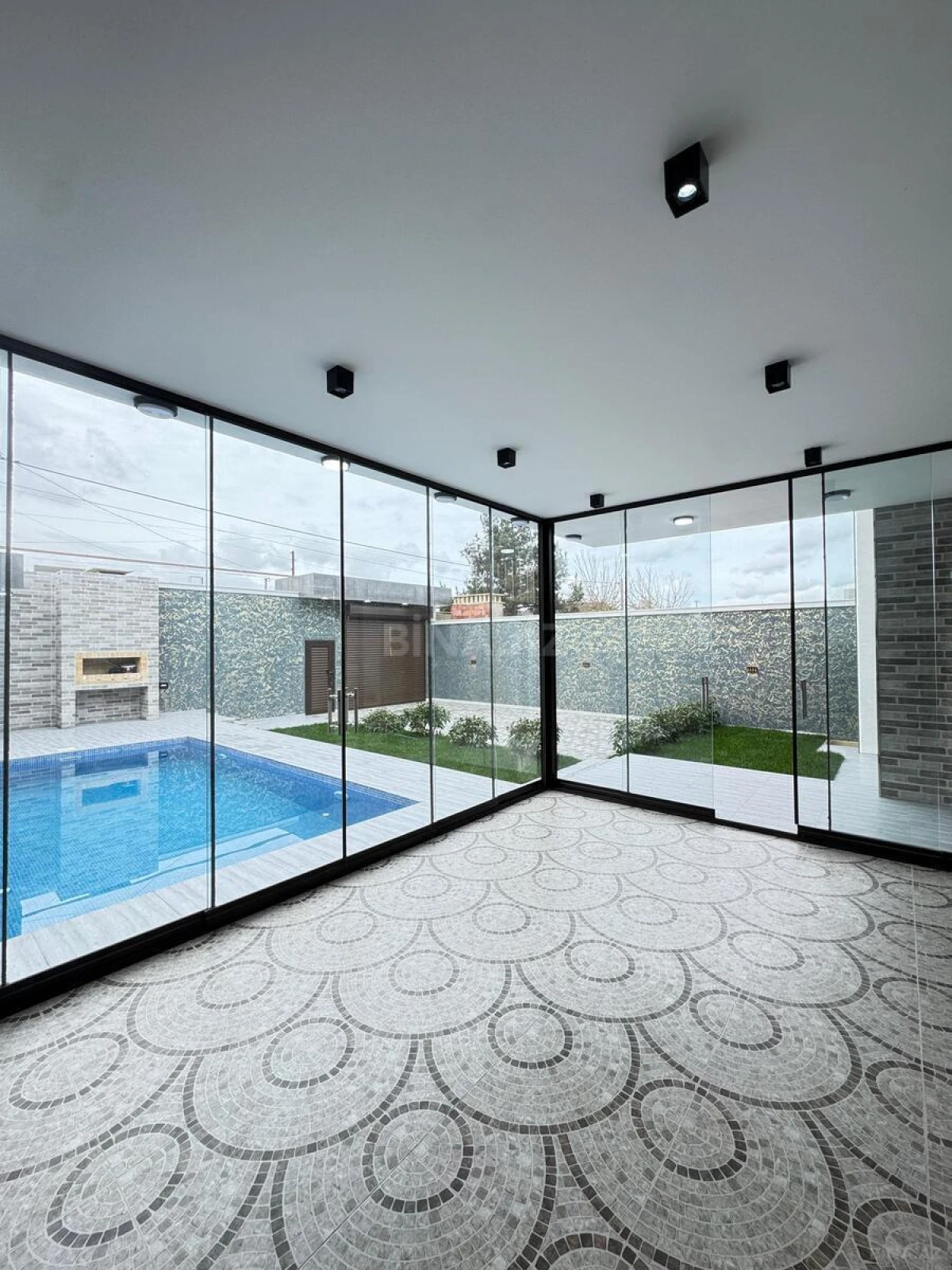 Satılır 4 otaqlı həyət evi 170 m²