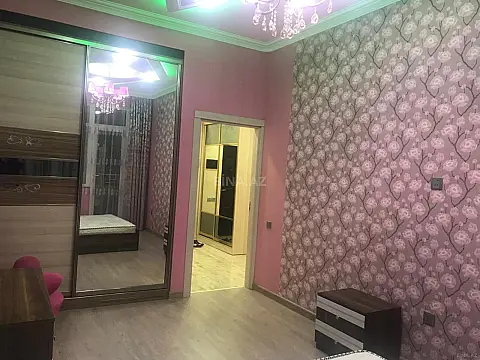 Satılır 2 otaqlı mənzil 67 m²