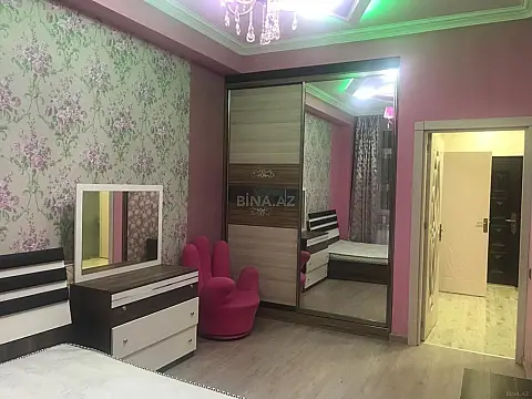 Satılır 2 otaqlı mənzil 67 m²