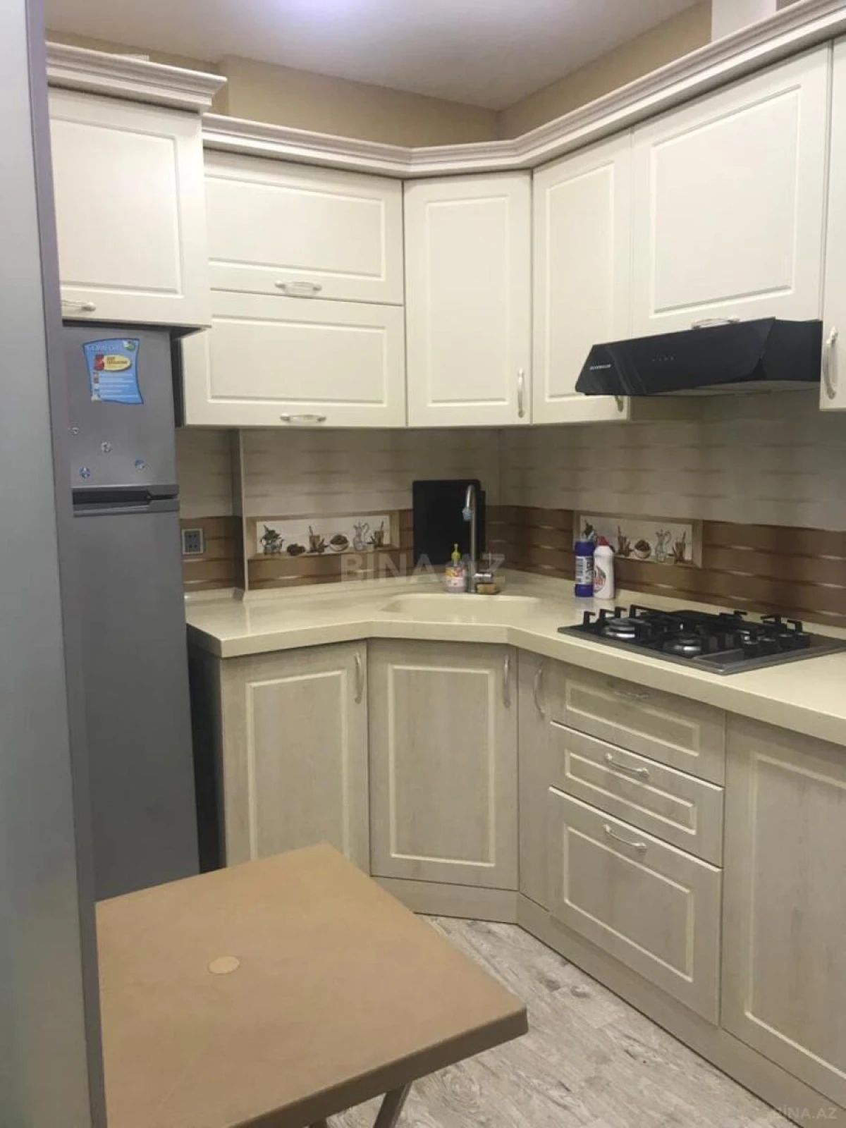 Satılır 2 otaqlı mənzil 67 m²