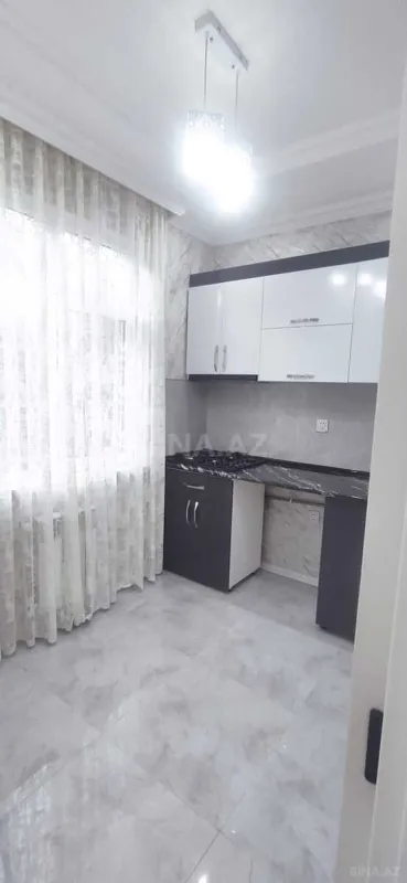 Satılır 2 otaqlı mənzil 73 m²