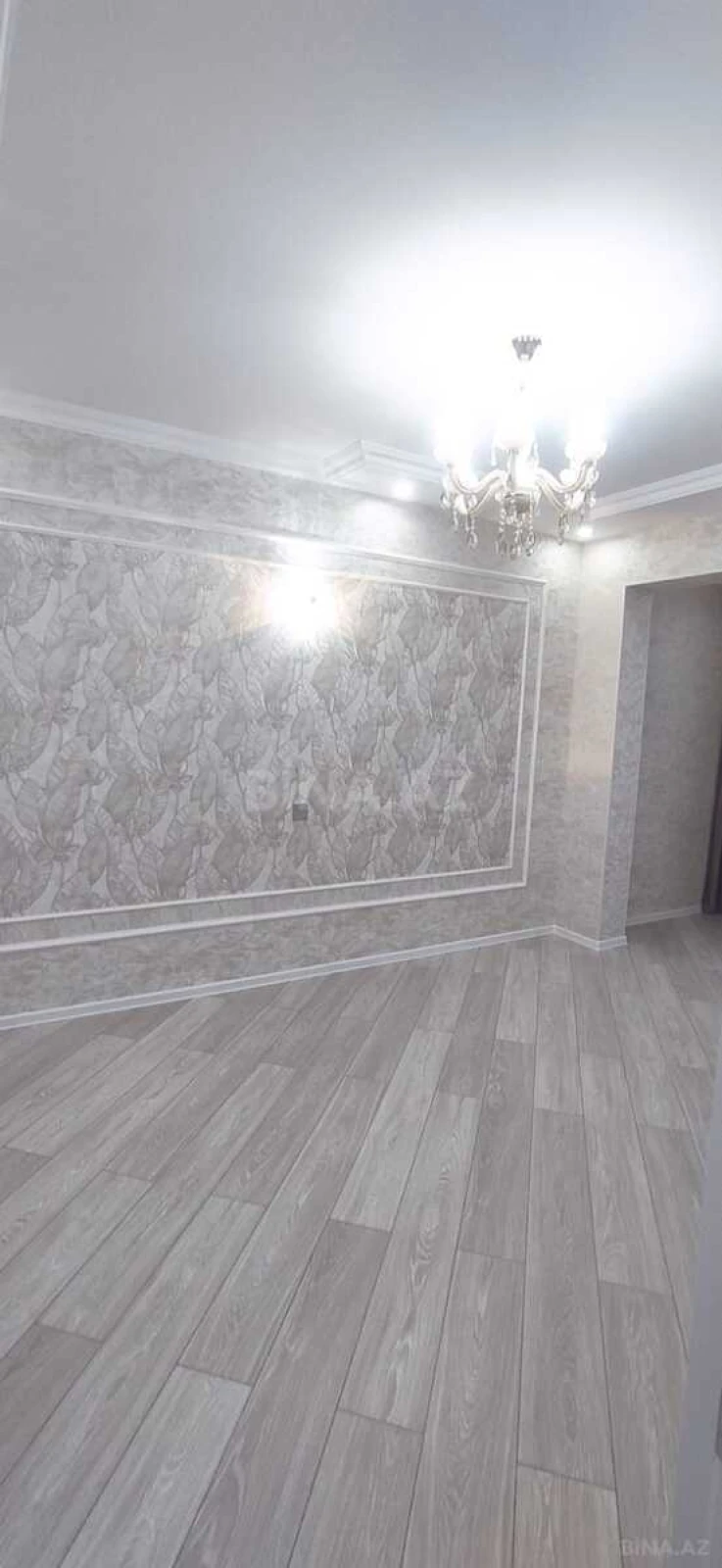 Satılır 2 otaqlı mənzil 73 m²