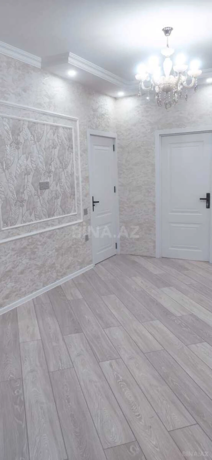 Satılır 2 otaqlı mənzil 73 m²