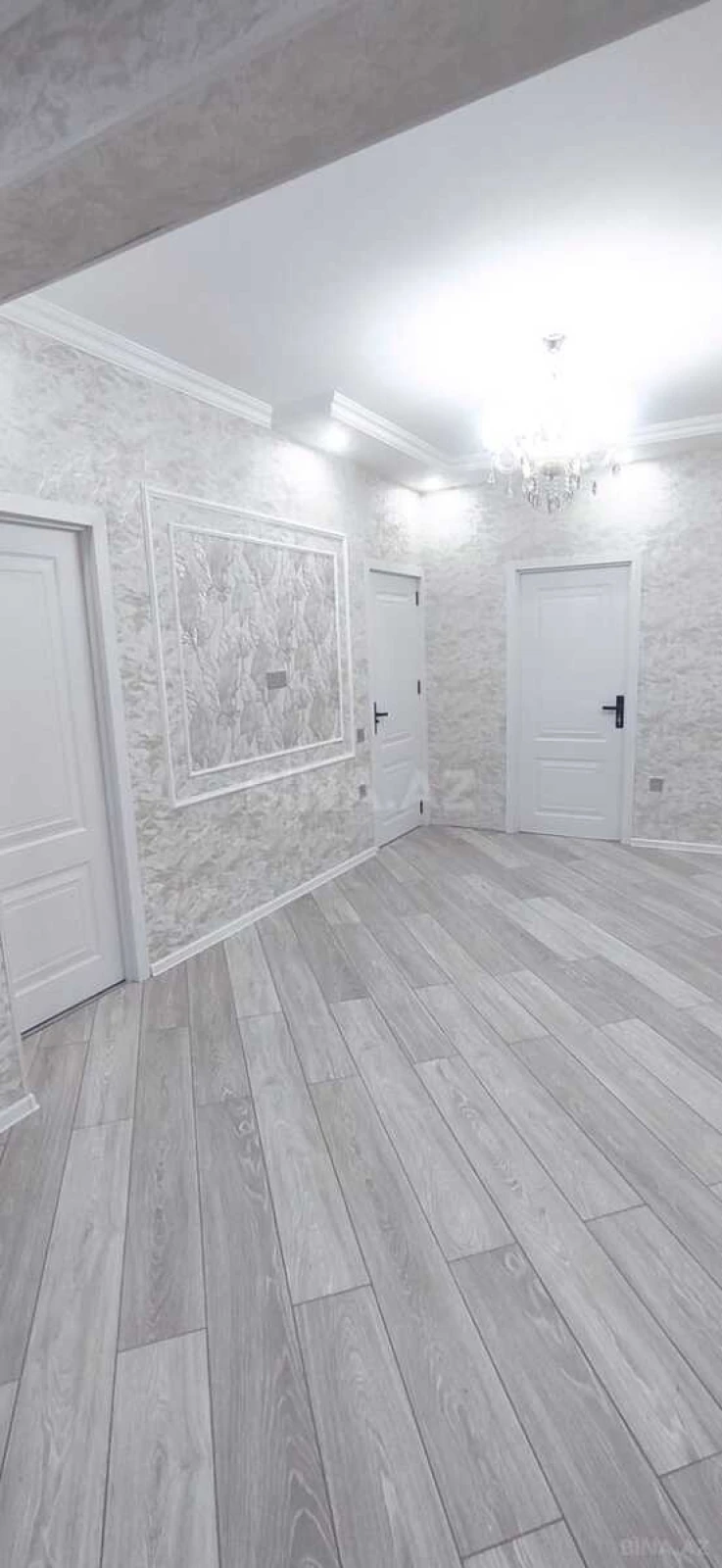 Satılır 2 otaqlı mənzil 73 m²