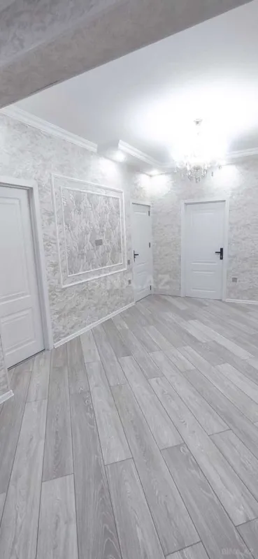 Satılır 2 otaqlı mənzil 73 m²