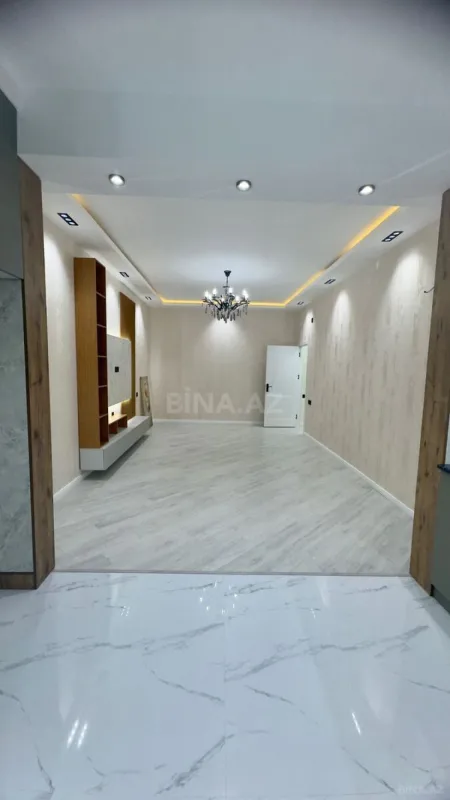 Satılır 4 otaqlı mənzil 115 m²