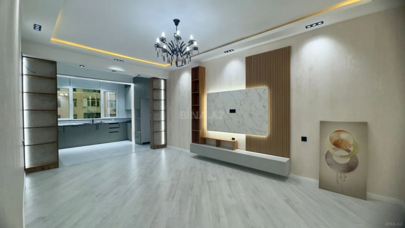 Satılır 4 otaqlı mənzil 115 m²
