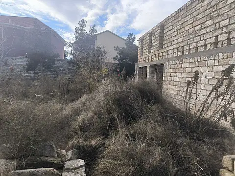 Satılır torpaq sahəsi 12 m²