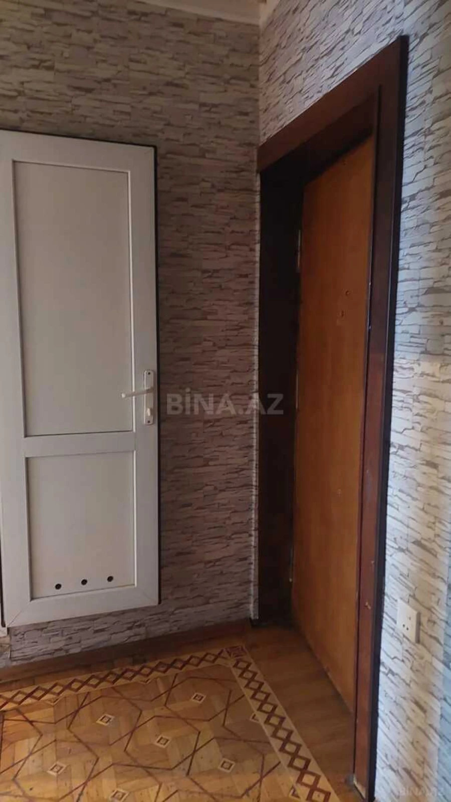 Satılır 2 otaqlı mənzil 52 m²